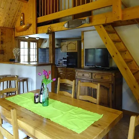 Feriehus Wooden House By Near Barneville Denneville